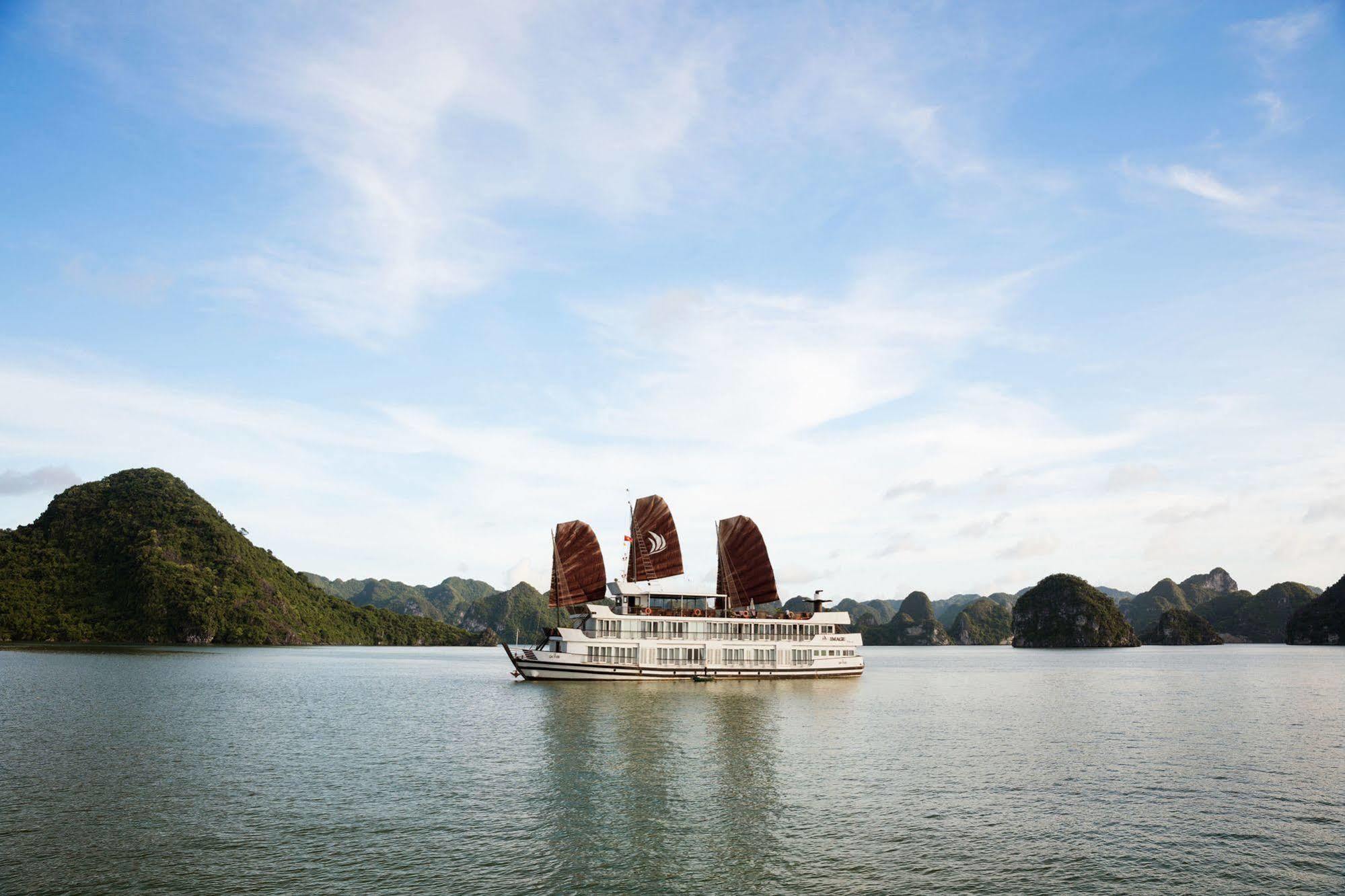 Pelican Classic Cruise Hạ Long Extérieur photo