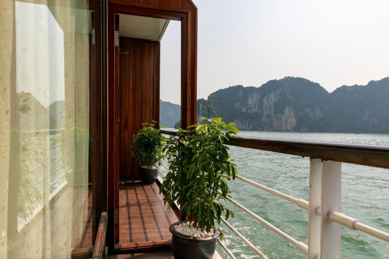 Pelican Classic Cruise Hạ Long Extérieur photo